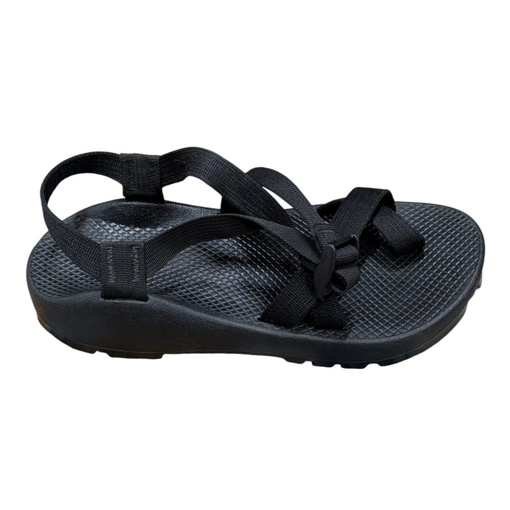 Chaco Z2 Classic Men's Black Sport Sandals Toe Loop Vibram Sole- Size 9
